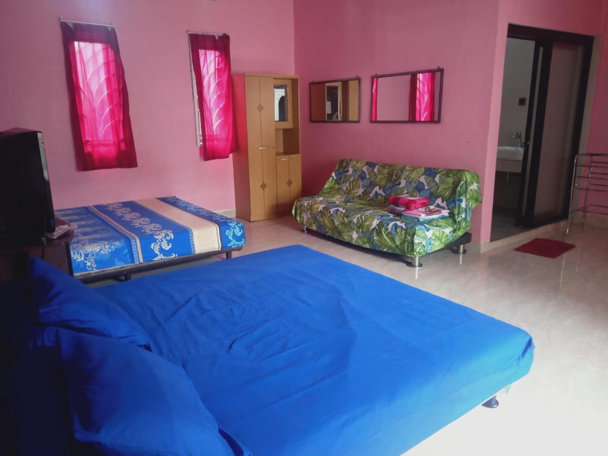 Almira Homestay Jambi Zewnętrze zdjęcie