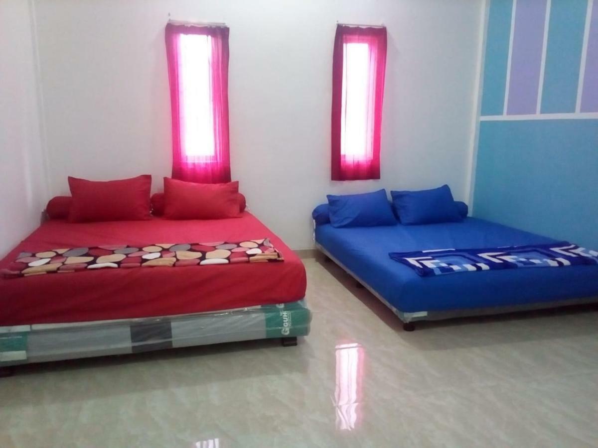 Almira Homestay Jambi Zewnętrze zdjęcie