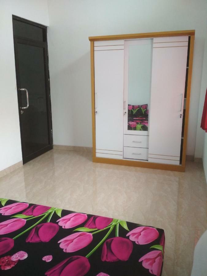 Almira Homestay Jambi Zewnętrze zdjęcie
